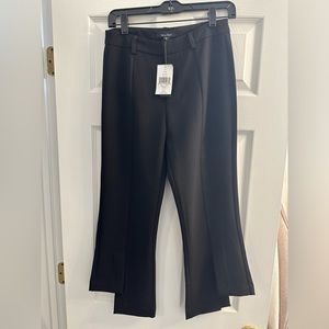Women black Lea & Viola capri pant with slit size small